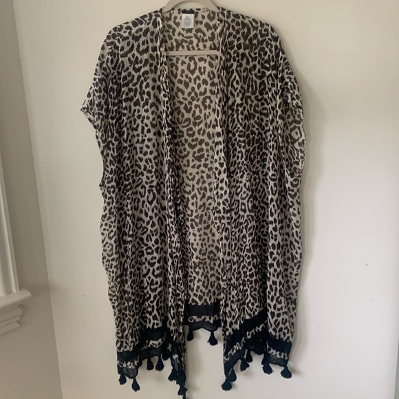 J Crew Leopard open front fringe detail kimono cape cardigan swim coverup SZ M/L - Picture 2 of 14